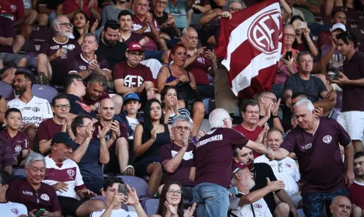 Ferroviária 76 anos: Clube presenteia sócios com dois ingressos para estreia em casa na Série C em 2026!