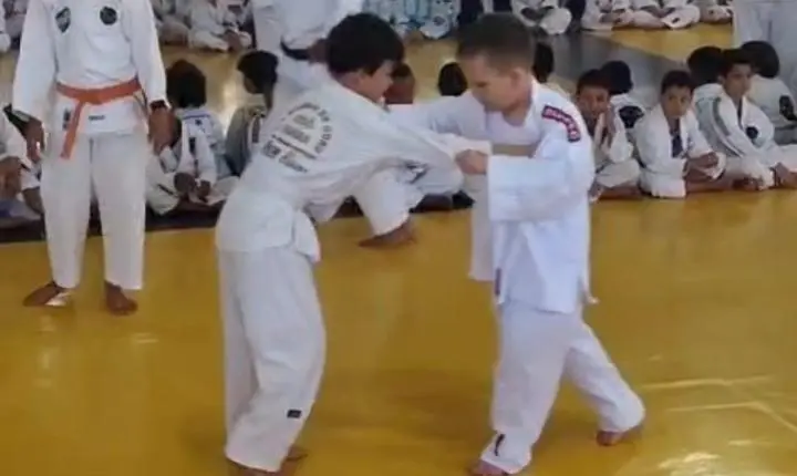 Judocas da Fundesport/Araraquara se destacam no Festival de Guaíra 2026!