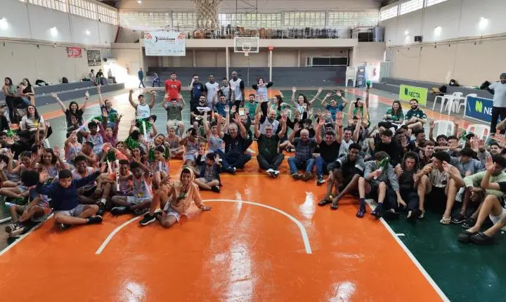Quadra da APAE é reinaugurada e fortalece formação de jovens atletas do Basquete em Araraquara !